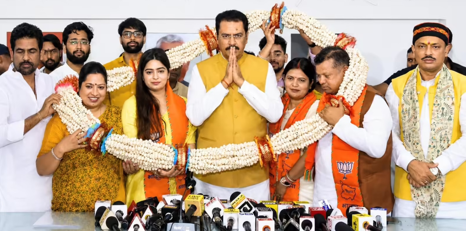 प्रशांत किशोर को फिर झटका, फिल्म डायरेक्टर चेतना झांब बीजेपी में शामिल
